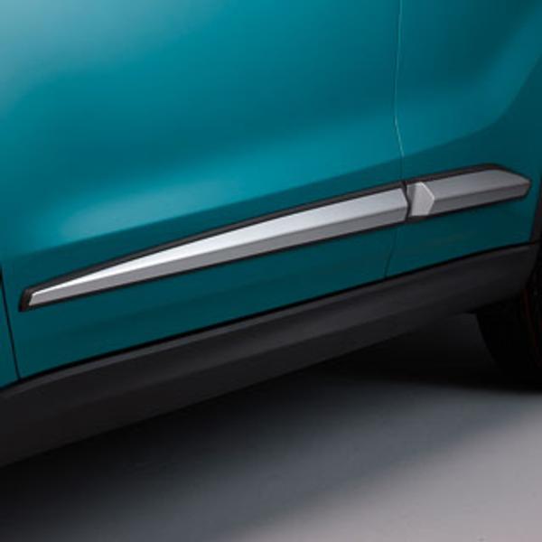 Side Body Moulding Set - Chrome - New Vitara