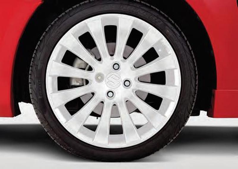 ‘Leipzig’ alloy wheel – white finish