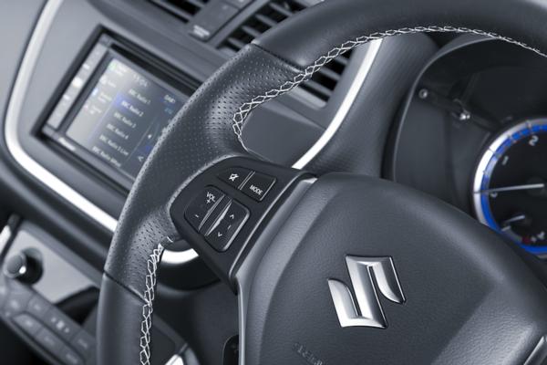 Black Leather Steering Wheel - Suzuki S-Cross